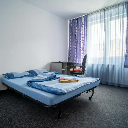 Cozy 3br With Balcony & Free Parking * Βουκουρέστι